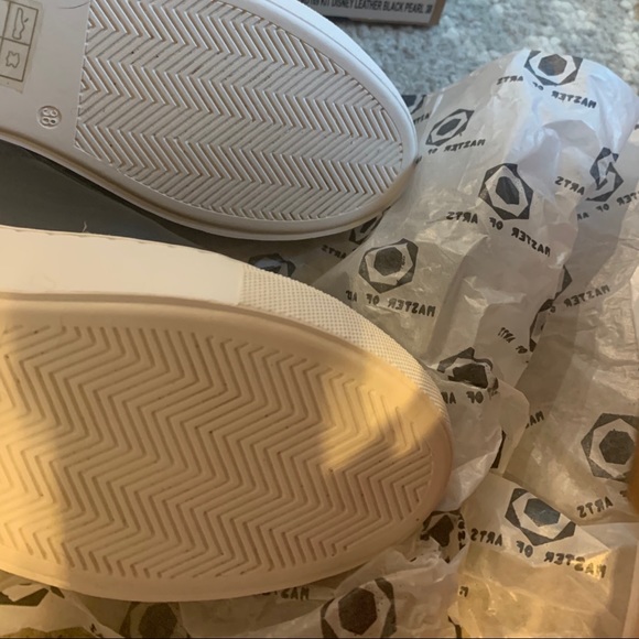 MOA Masters of Arts Mickey Pearl platform sneaker - Picture 9 of 10